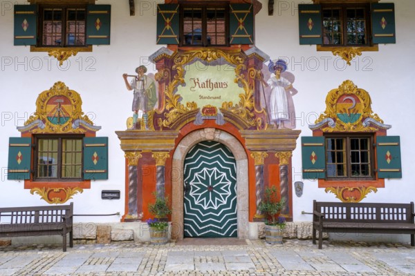 Lüftlmalerei, mock architecture, frescoed town hall, Ruhpolding, Chiemgau, Upper Bavaria, Bavaria, Germany
