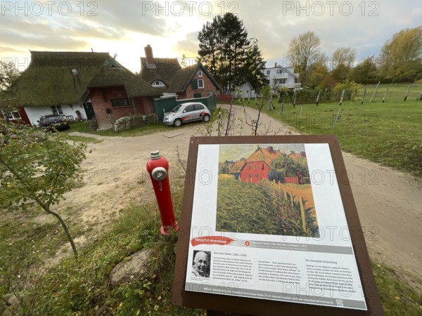 Künstlerdorf und Baltic resort Ahrenshoop, art trail Ahrenshoop, Dora Koch-Stetter painted the red house in Althagen, Darss-Zingster Boddenkette, Baltic Sea, peninsula, nature, autumn, nature reserve, Fischland-Darß-Zingst, Mecklenburg-Western Pomerania, Germany