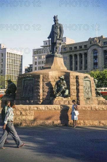 The Paul Kruger statue in Pretoria's Church Square depicts Paul Kruger, the influential Boer political and military leader and President of the South African Republic from 1883 to 1900. Sculpted by Anton van Wouw in 1896