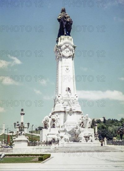 Monument to the Marquês de Pombal, Avenida da Liberdade, Eduardo VII Park, Lisbon, Portugal, Europe 1968