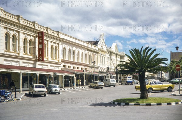 High Street, now known as Upperton, Grahamstown now Makhanda, Eastern Cape province, South Africa, Africa 1979 - Lewis department store prominent