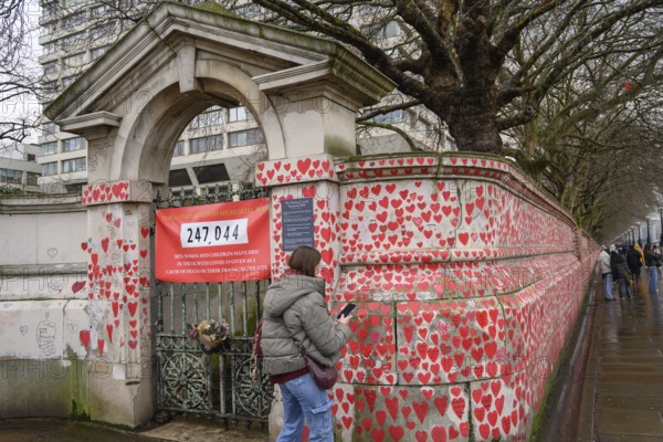 London, UK. January 31st 2025 The National Covid Memorial Wall in London is a public mural painted by volunteers to commemorate victims of the COVID-19 pandemic in the United Kingdom