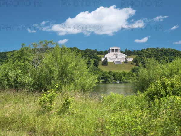 View across the Danube River to the Walhalla Memorial on the Bräuberg, Donaustauf, Upper Palatinate, Bavaria, Germany