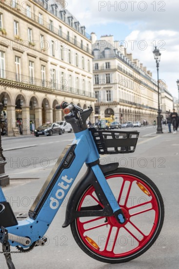 Paris, France. September 11th 2024 Dott electric E-Bike parked on a Paris pavement, micro mobility app based cycle hire in the French capital. Europe