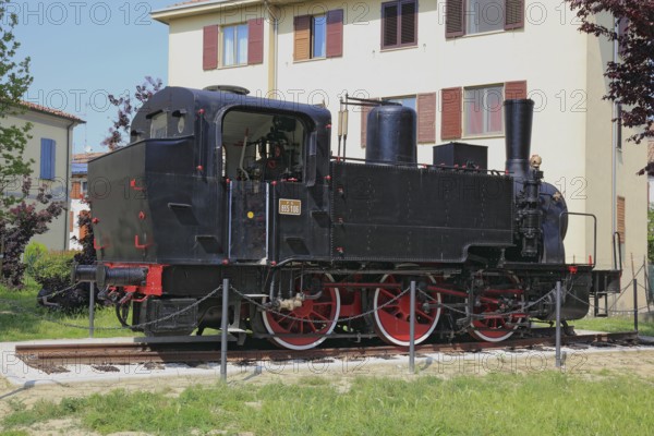 Brescello, next to the Don Camillo and Peppone museum is the Parco Giovannino Guareschi with the locomotive from the film Don Camillo and Peppone, Emilia-Romagna, Italy