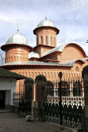 Tomb for the Romanian royal family, mausoleum at the monastery and cathedral of Curtea de Arges, one of the most famous pilgrimage sites in the country, Wallachia, Romania