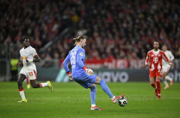 Goalkeeper Maarten Vandevoordt RasenBallsport RB Leipzig RBL (26) Action on the ball Soccer Bundesliga, DFB Cup, Allianz Arena, Munich, Bavaria, Germany