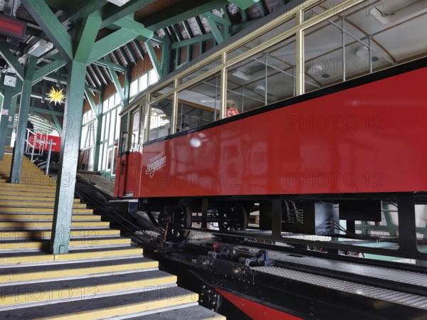 Red cable car in a historic mountain station, Oberweissbach cable car, Rennsteig, Thuringian Forest nature park Park