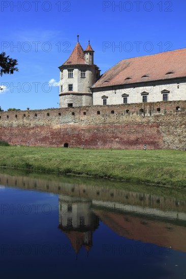 Fogarash Fortress, Cetatea Fagarasului, a historical monument, construction began in 1310, in the city of Fagaras, the fortress is now home to the Museum of the Fagaras Land, Brasov District, Transylvania, Romania