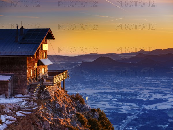 Reichenhaller Haus am Hochstaufen at sunrise, below Salzburg, Bad Reichenhall, Berchtesgadener Land, Upper Bavaria, Bavaria, Germany