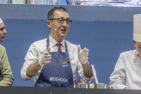 Cem is cooking! DEHOGA Baden-Württemberg event with candidate for the post of Minister-President, Cem Özdemir from the Green Party. Baden-Württemberg will elect a new state parliament on March 8, 2026. INTERGASTRA, leading trade fair for the hotel and catering industry. Stuttgart, Baden-Württemberg, Germany