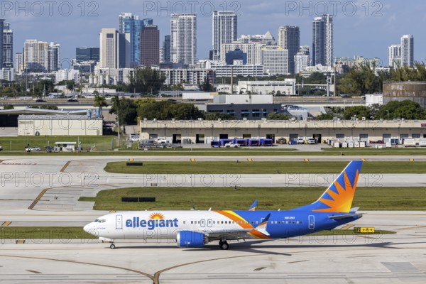 An Allegiant Air Boeing 737-8-200 MAX aircraft with license plate N812NV at Fort Lauderdale airport, USA