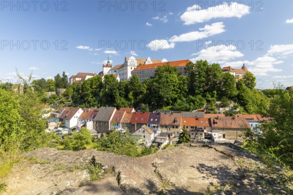 City view of the old town with Ortenburg, St. Peter's Cathedral and Matthias Tower, below the houses on the Spree, Bautzen, Upper Lusatia, Saxony, Germany