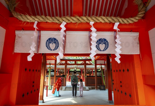 Visitors to Yoshida Shrine Sanctuary, Shinto Shrine, Kyoto, Japan