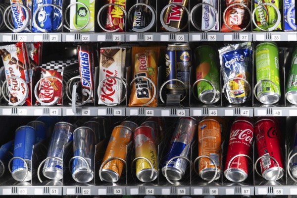Snack machine with Twix, Snickers, M&M, Zweifel Chips, Red Bull, Coca Cola, Zweisimmen, Switzerland