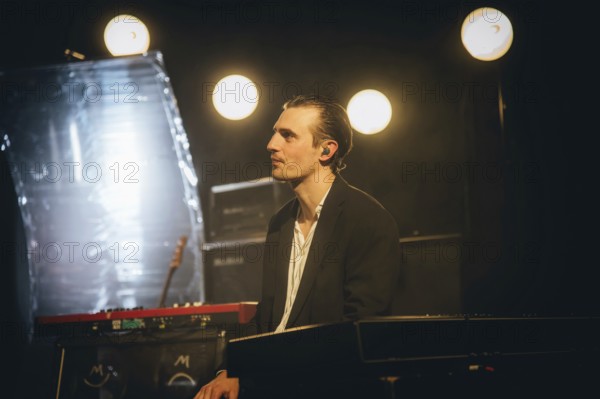 Pianist Johannes Aue from Billions live on 10 years of cocaine and raspberry ice cream tour 2026 in Berlin's ballroom Kreuzberg on 05.02.2026