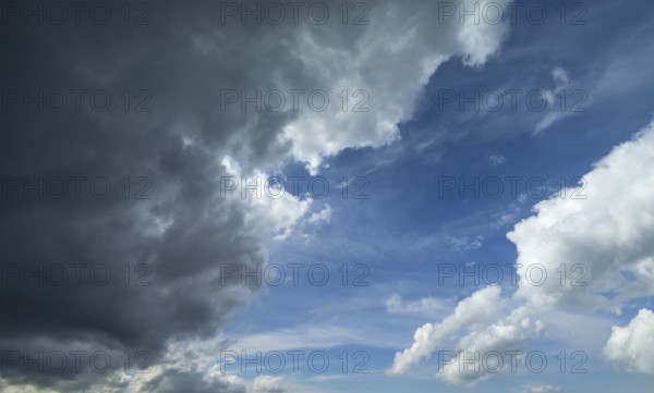 Gathering rain cloud (Nimbostratus), Romania