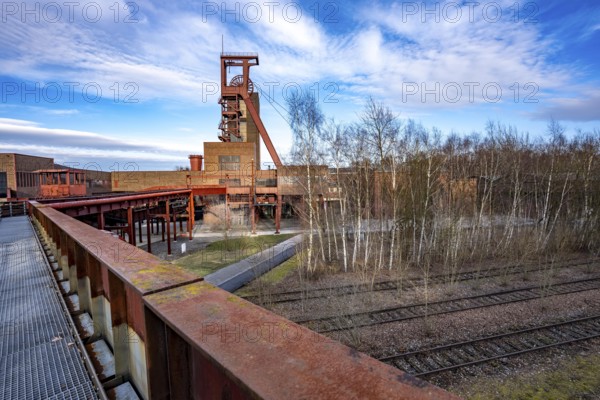 Zollverein colliery, 1/2/8 mine, shaft 1 strut conveyor frame, wagon circulation, UNESCO World Heritage Site, Essen, North Rhine-Westphalia, Germany