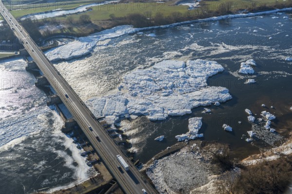 Geesthacht, Elbe bridge with dam, Elbe bridge, dam, barrage, water regulation, weir, Elbe, federal road, B, 404, water, bridge, aerial view, Hamburg, Schleswig-Holstein, Germany, power generation, wave, ice floe, iceberg, attraction, Lower Saxony