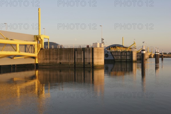 Ems barrier, building, Gandersum, ship overpass, Moormerland, East Frisia, Germany