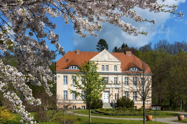 Gutshaus Neddesitz, Rügen, Neddesitz, Mecklenburg-Western Pomerania, Germany