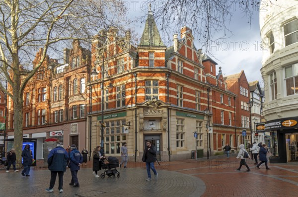 Historic Lloyds Bank Victorian Gothic-style building, Broad Street, Reading, Berkshire, England, UK