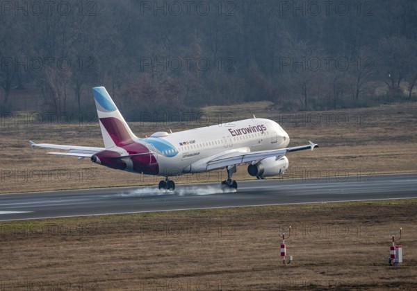 Eurowings Airbus A319-100 landing at Cologne/Bonn Airport, CGN