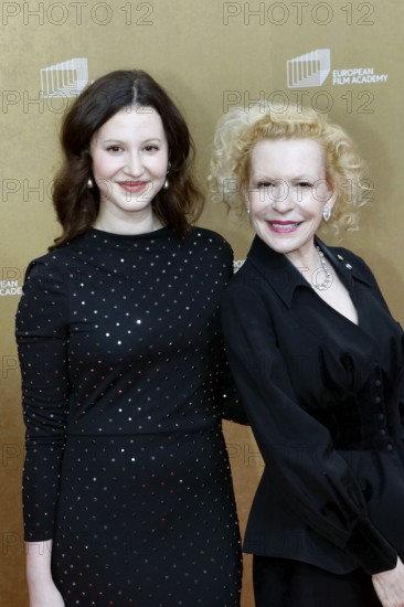 Leonille Wittgenstein and her mother Sunnyi Melles arriving at the European Film Awards at the House of World Cultures in Berlin on 17.01.2026