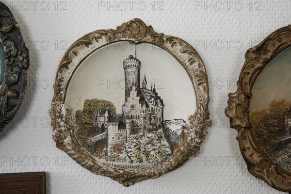 Decorative wall plate, replica of Lichtenstein Castle, Württemberg fairytale castle, romantic fairytale castle, kitsch, utility art, wall decoration, decorative plate, Lichtenstein-Honau, Municipality of Lichtenstein, Baden-Württemberg, Germany
