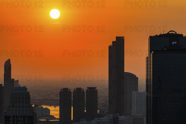 Over the rooftops of Bangkok, sunset, view from the Moon Bar on the roof terrace of the Banyan Tree Hotel, Sathon, Bangkok, Thailand's metropolis, Thailand