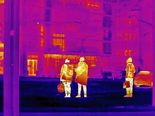 Thermal image or thermography, symbolic photo, interpolated. People traveling in urban areas. Stuttgart, Baden-Württemberg, Germany