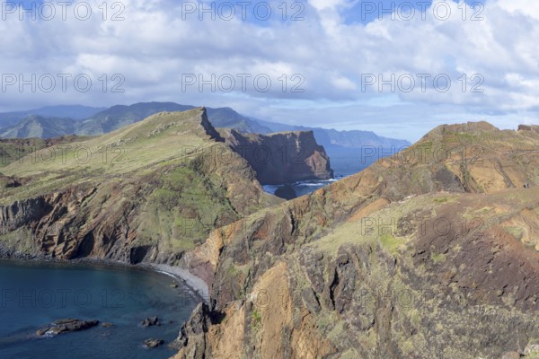 Hiking trail, volcanic peninsula, Ponta de São Lourenço, Ponta de Sao Lourenco, rocky coast, Punta de San Lorenzo, Madeira, Portugal