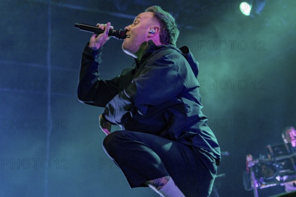 Singer Samuel David Carter from Architects live at Swiss Life Hall, Hanover, 13.01.2026