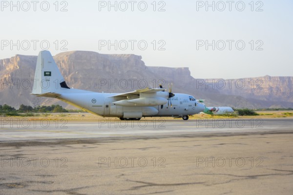 In Seiyun, Yemen on January 04, 2026, a Royal Saudi Air Force transport aircraft arrives at Seiyun Airport carrying humanitarian aid for the city. This mission follows the withdrawal of UAE-backed STC forces and the takeover by the Yemeni Armed Forces, aimed at supporting the local population after the recent military operations and Saudi airstrikes in the region, Hadhramaut, Seiyun, Yemen