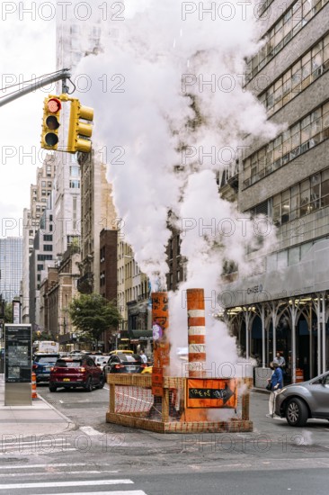 Sewer work Lexington Av 59 St, R, New York, USA