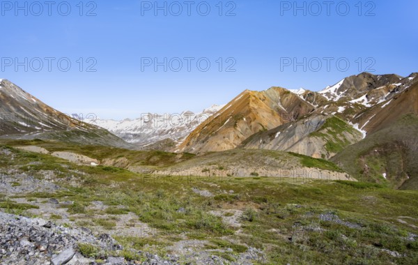 Colourful mountains, picturesque mountain scenery on Gulkana Glacier, Richardson Highway, Alaska Range, Alaska, USA