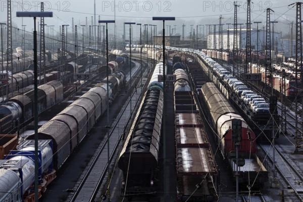 Train formation system with many rails in the Vorhalle district, marshalling yard, freight trains, infrastructure, Hagen, Ruhr area, North Rhine-Westphalia, Germany