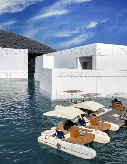 Louvre Abu Dhabi architecture, art museum by French architect Jean Nouvel, buildings on Saadiyat Island, Abu Dhabi, United Arab Emirates