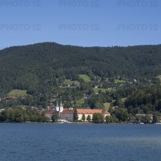 Parish Church of St. Quirinus, Tegernsee Abbey, Castle with Braustüberl, view from Seeufer Point, village Tegernsee, Upper Bavaria, Bavaria, Germany