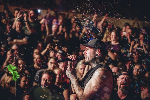 Singer Matthias Engst from Engst live on 10-year anniversary tour tour at Berlin's Astra Kulturhaus on 20.12.2025