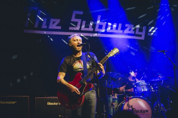 Billy Lunn, singer and guitarist from The Subways live on For Eternity Tour 2025 at Hole44 in Berlin on 29.11.2025