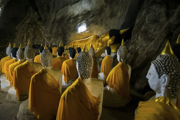 Cave with Buddha Statues, Tham Phra Non, Reclining Buddha Cave, Wat Ao Noi, Prachuap Khiri Khan, Prachuap Khiri Khan Province, Central Thailand, Thailand