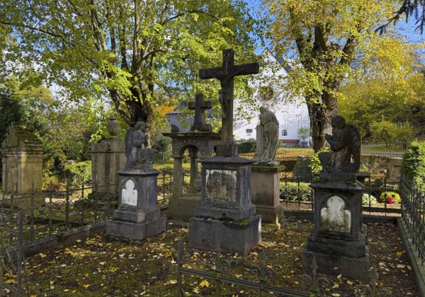Old tombs at the castle cemetery at the Michaelskapelle, Bad Godesberg, Bonn, North Rhine-Westphalia, Germany