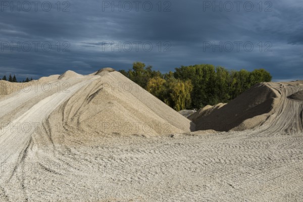 Gravel, gravel plant, gravel pit, near Breisach am Rhein, Breisgau, Baden-Württemberg, Germany