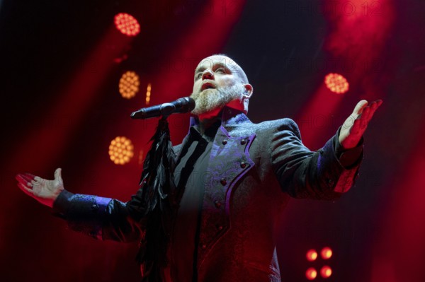 Martin Engler, Singer, Mono Inc., Dark-Rock Band, D, live on Live 2025 Tour at Columbiahalle Berlin on 10 October 2025