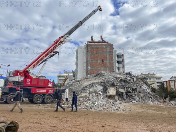 Turkish civil defense teams (AFAD) search for survivors under the rubble after a powerful 7.8-magnitude earthquake struck southern Turkey, killing tens of thousands. Kahramanmaras, Turkey. February 6, 2023, Kahramanmaras, Turkey