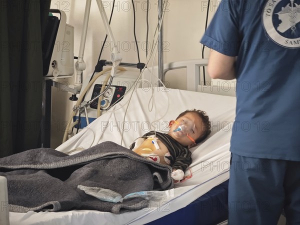 A massive explosion occurred in the town of Maarrat Misrin in the countryside of Idlib in Syria, resulting from the explosion of an ammunition depot, and the explosion left dozens of dead and injured. July 24, 2025, idlib, Syria