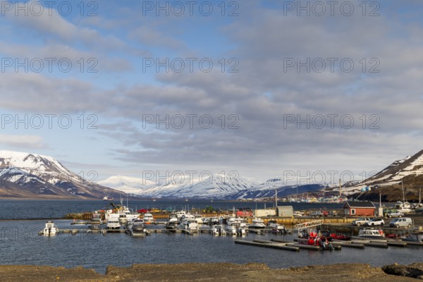 Longyarbyen harbour, sailing ships, Spitsbergen, Svalbard