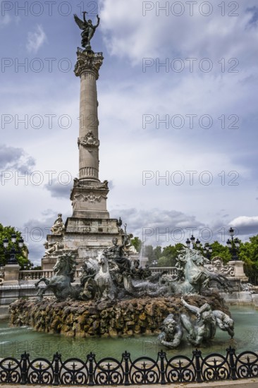 Fontaine du Char du Triomphe de la Concorde, Place des Quinconces, Bordeaux, Gironde, Nouvelle-Aquitaine, France