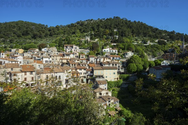 Picturesque medieval mountain village, Peille, near Monaco, Cote d'Azur, Alpes-Maritimes, Provence-Alpes-Cote-d'Azur, South of France, France